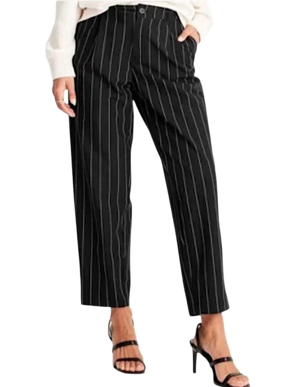 Women's Mid-Rise Front Pleated Pants - Future Collective